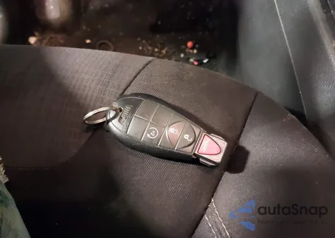 2015 Jeep Cherokee Latitude z USA, uszkodzony, nr VIN 1C4PJMCBXFW773838